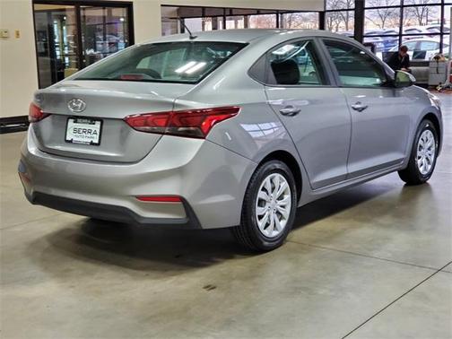 2022 Hyundai Accent SE