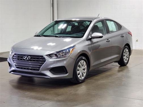 2022 Hyundai Accent SE