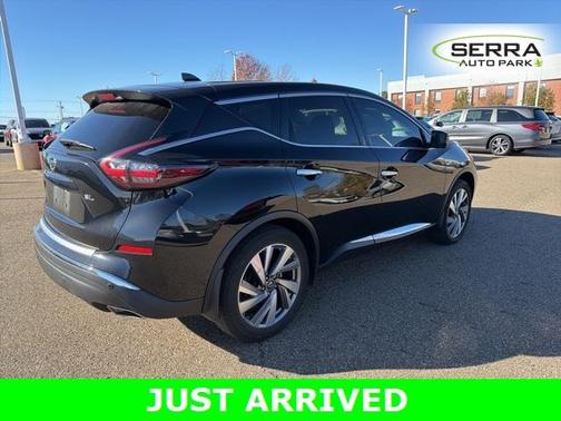 2021 Nissan Murano SL