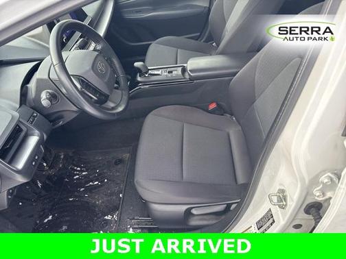 2023 Toyota Prius LE