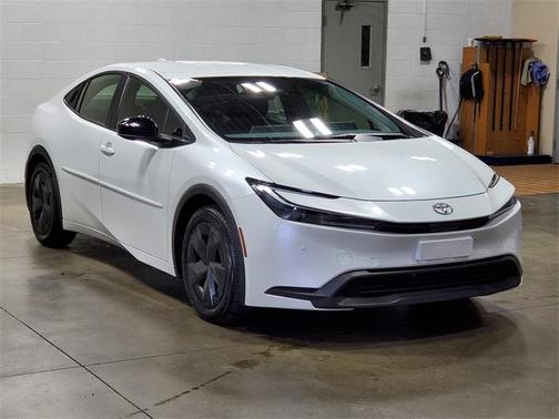 2023 Toyota Prius LE
