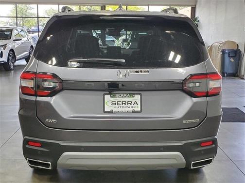 2025 Honda Pilot Touring