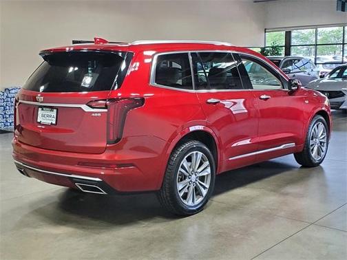 2022 Cadillac XT6 Premium Luxury AWD