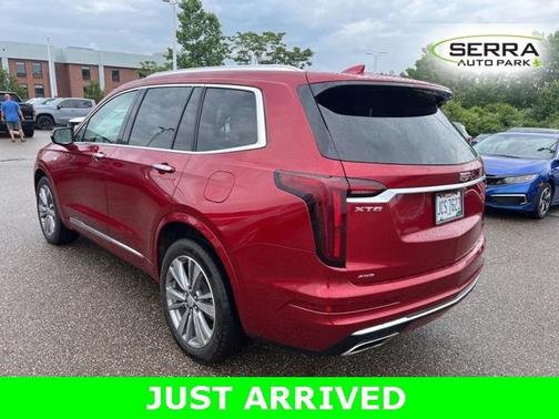 2022 Cadillac XT6 Premium Luxury AWD