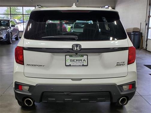 2023 Honda Passport Elite