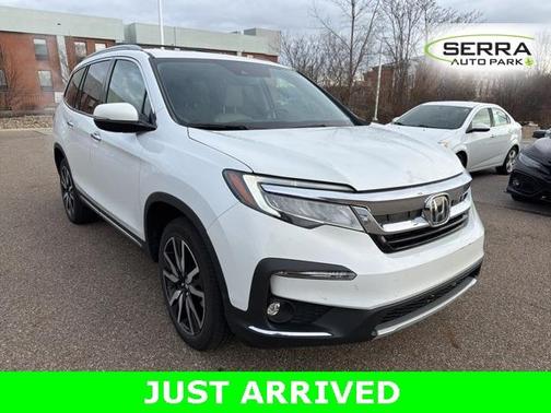 2022 Honda Pilot Touring 7-Passenger
