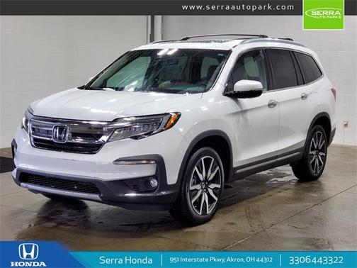 2022 Honda Pilot Touring 7-Passenger