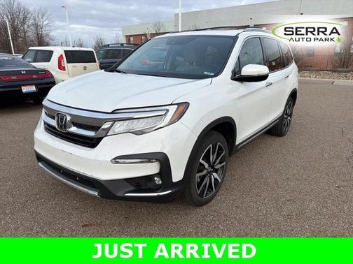 2022 Honda Pilot Touring 7-Passenger