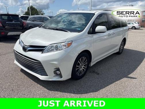 2019 Toyota Sienna L