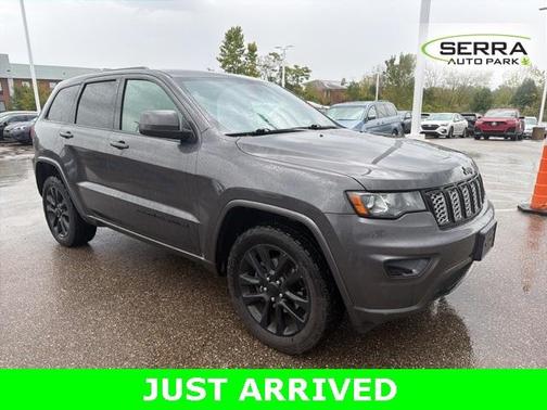 2017 Jeep Grand Cherokee Altitude