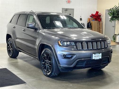 2017 Jeep Grand Cherokee Altitude