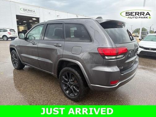 2017 Jeep Grand Cherokee Altitude