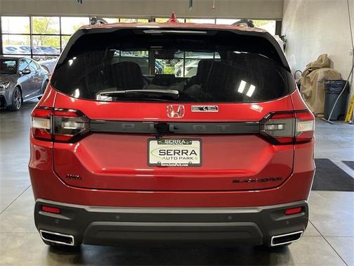 2025 Honda Pilot Black Edition