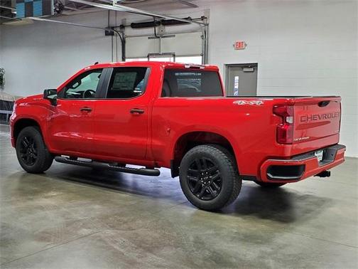 2025 Chevrolet Silverado 1500 Custom