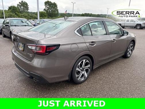 2022 Subaru Legacy Limited XT