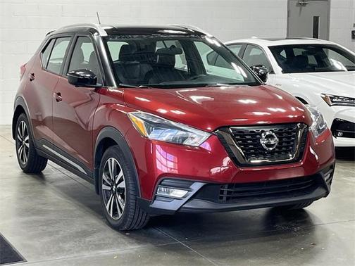 2019 Nissan Kicks SR