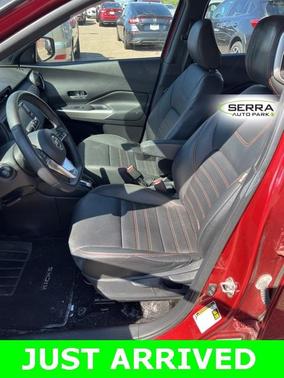 2019 Nissan Kicks SR