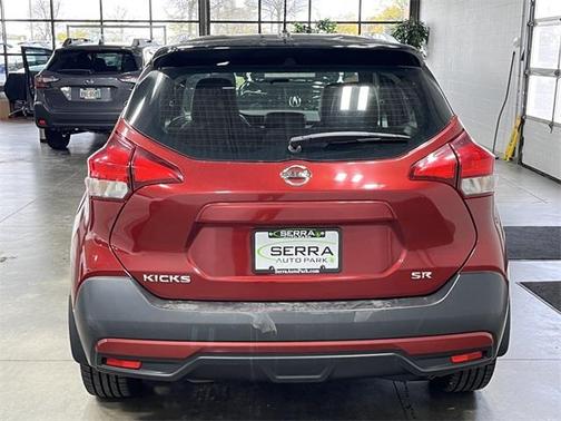 2019 Nissan Kicks SR