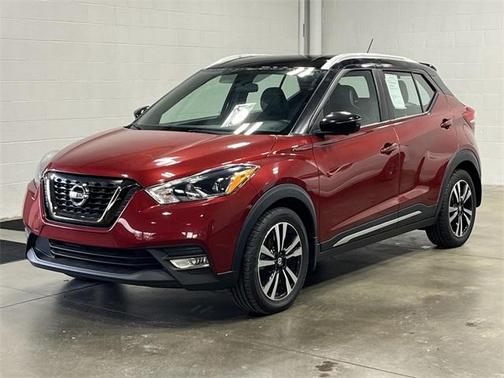 2019 Nissan Kicks SR