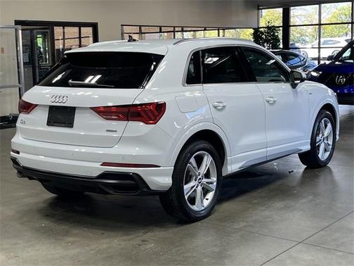 2021 Audi Q3 45 S line Premium