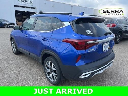 2022 Kia Seltos EX
