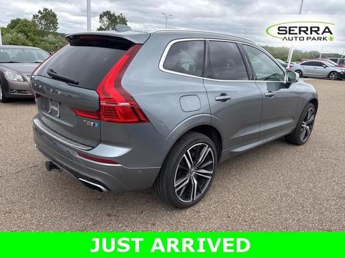 2019 Volvo XC60 T5 R-Design
