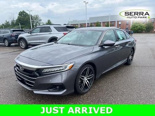 2022 Honda Accord Touring 2.0T