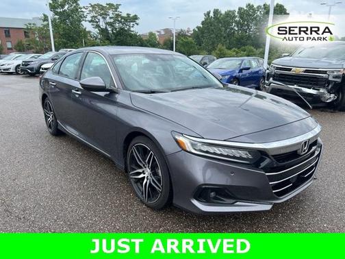2022 Honda Accord Touring 2.0T