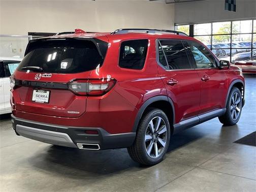 2025 Honda Pilot Touring