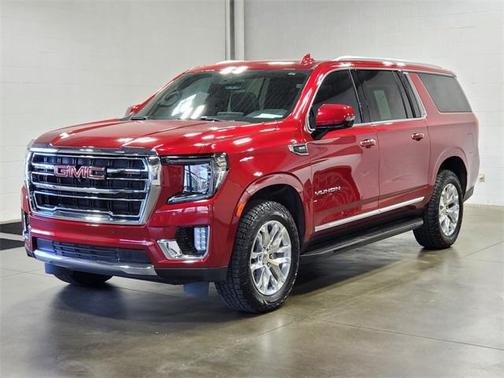 2022 GMC Yukon XL SLT