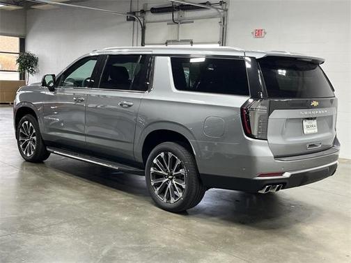 2025 Chevrolet Suburban High Country