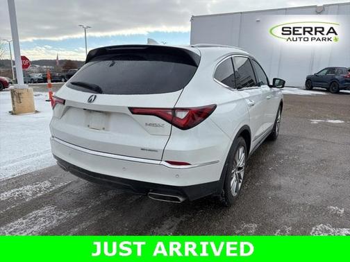 2022 Acura MDX Advance
