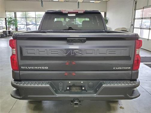 2022 Chevrolet Silverado 1500 Custom