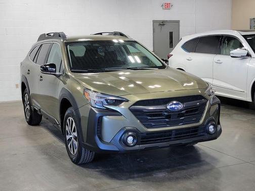 Autumn Green Metallic 2025 Subaru Outback Premium