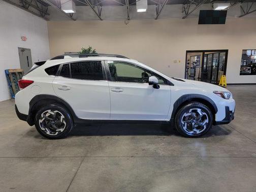 Crystal White Pearl 2022 Subaru Crosstrek Limited