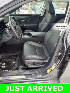 2024 Lexus ES 300h 300H