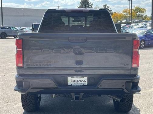2025 Chevrolet Silverado 3500 LT