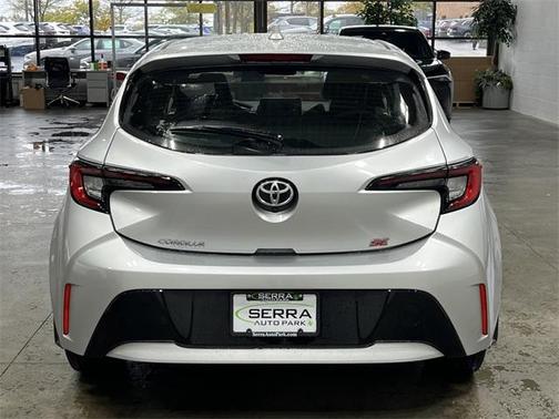 2024 Toyota Corolla Hatchback SE
