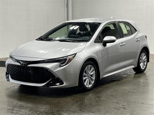 2024 Toyota Corolla Hatchback SE