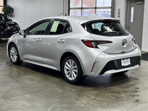 2024 Toyota Corolla Hatchback SE