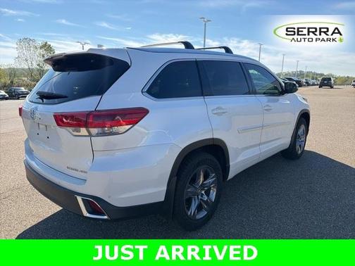 2018 Toyota Highlander 