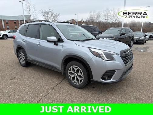 2023 Subaru Forester Premium