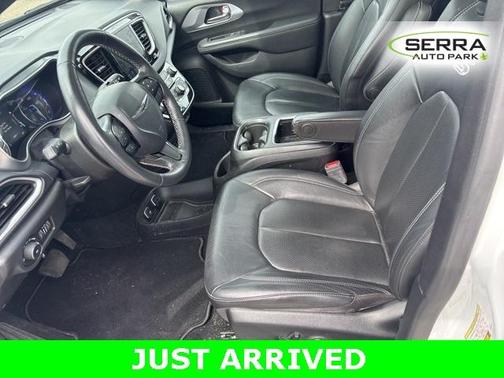 2020 Chrysler Pacifica Touring-L Plus
