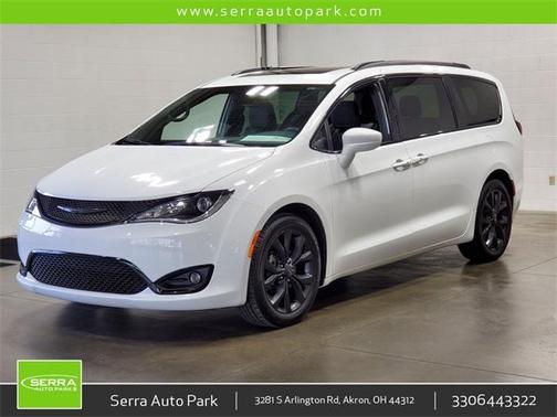 2020 Chrysler Pacifica Touring-L Plus