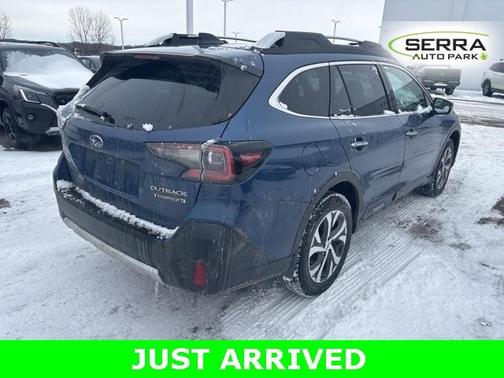 2022 Subaru Outback Touring XT