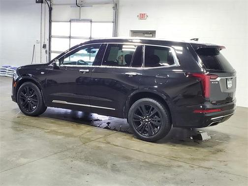 2023 Cadillac XT6 Premium Luxury AWD