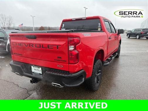 2023 Chevrolet Silverado 1500 Custom Trail Boss