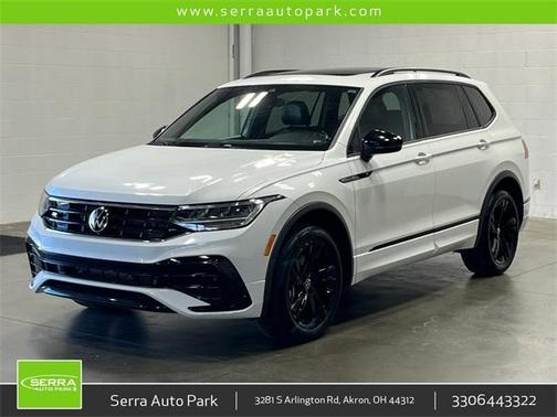 2023 Volkswagen Tiguan 2.0T SE R-Line Black