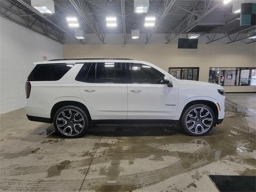 2025 Chevrolet Tahoe RST