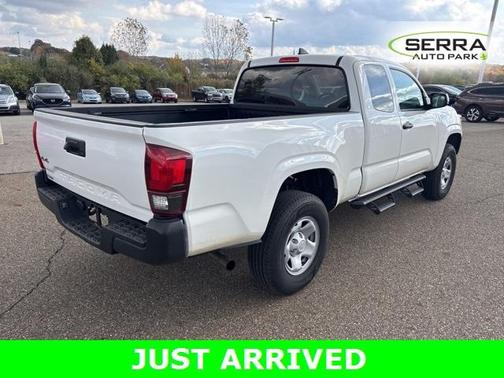 2019 Toyota Tacoma SR